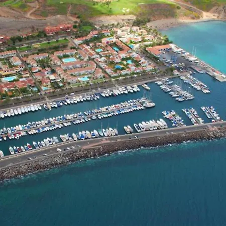 Marina Deluxe Appartamento *